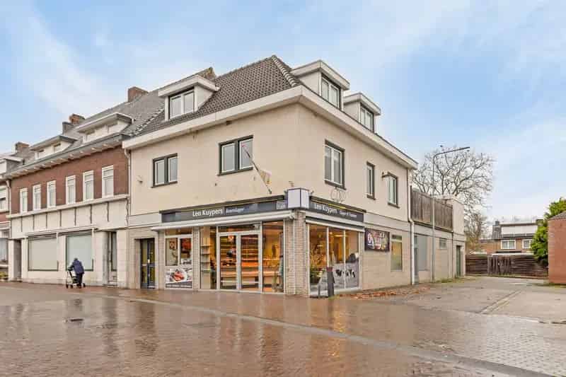 Winkel te koop Voerendaal 162m2 Centrum