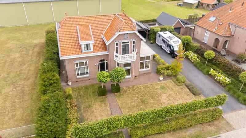 Jaren 30 Villa te koop Sint Maartensdijk