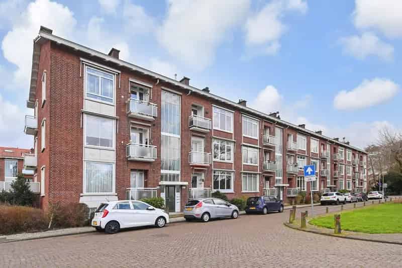 3 Kamer Appartement Voorburg Ruim en Licht