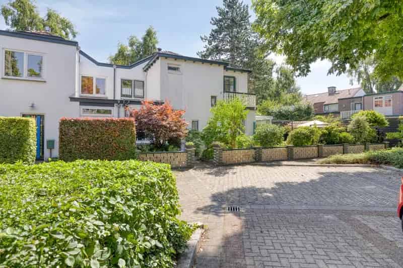 Huis te koop: Schoutstraat 2 2241 BT Wassenaar | Funda