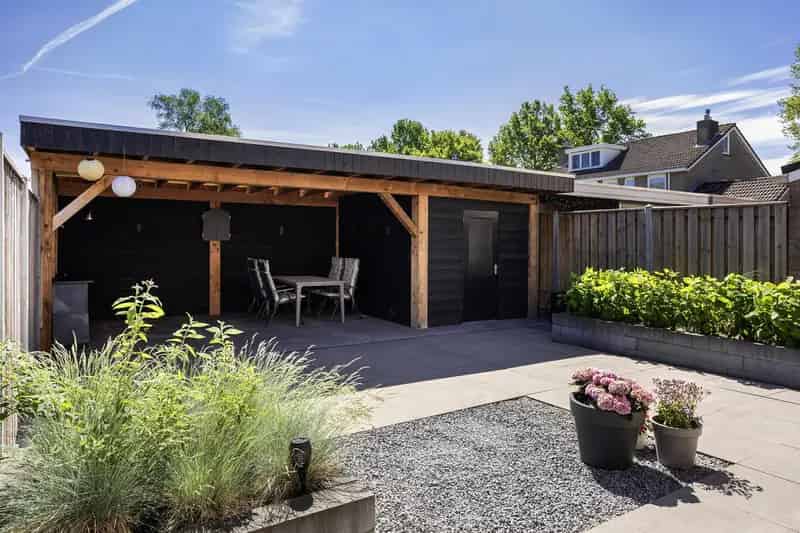 Moderne Hoekwoning Schoonebeek Ruime Bijkeuken Zonnepanelen
