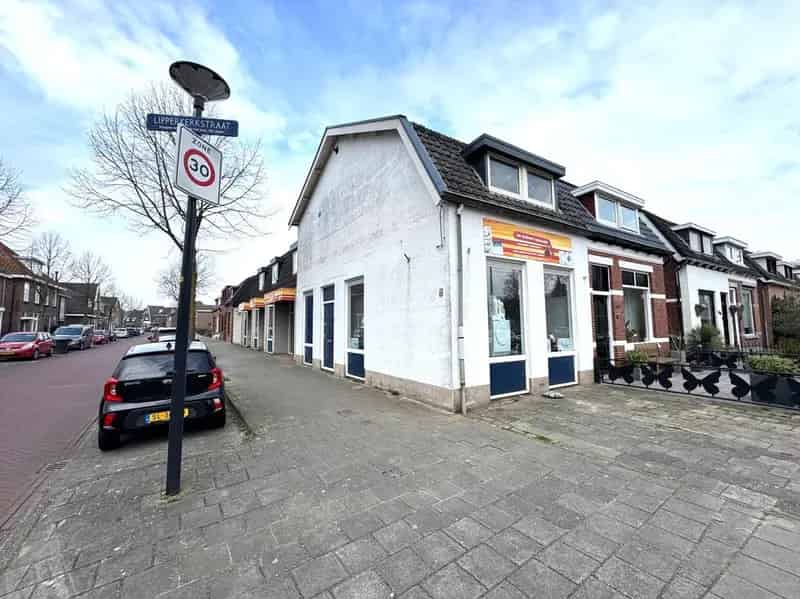 Woonwinkelpand Enschede  Bovenwoning 69m2 Winkel 121m2