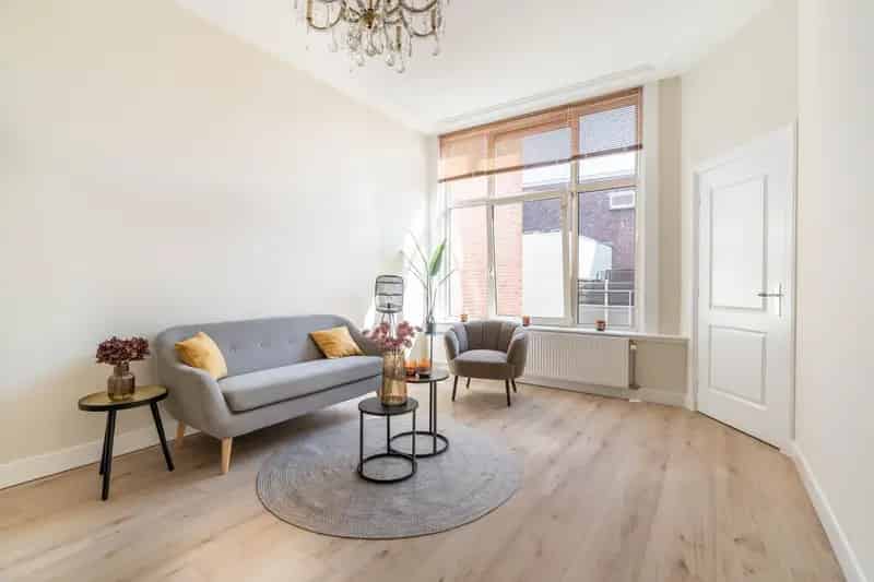 Charmant 2 Kamer Appartement Valkenboskwartier Eigen Grond Energielabel A