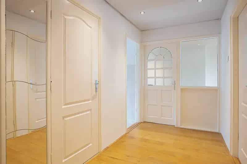 Ruim 3-kamerappartement Weesp  Nieuwe Keuken Balkon Berging