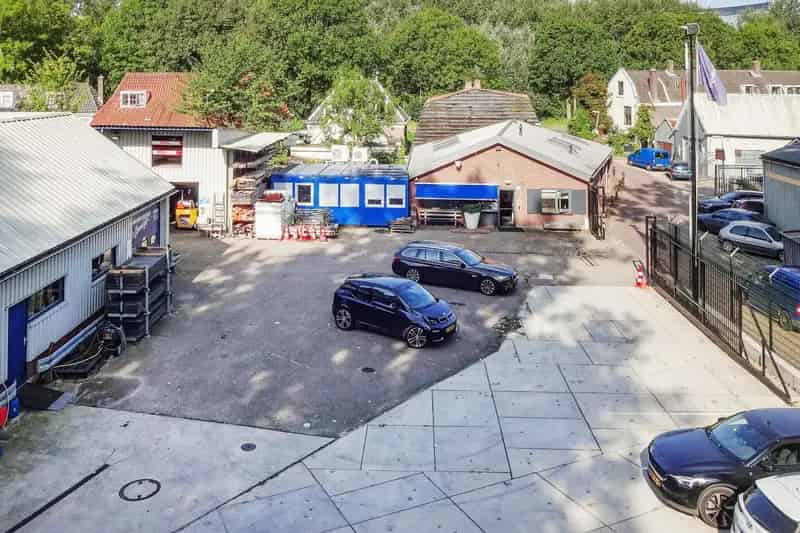 Bedrijfshal Amsterdam te Huur 230m2 Kantoor 1200m2 Buitenterrein