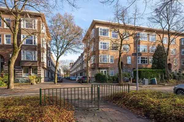 Portiekwoning Te Koop in Rotterdam, Zuid-Holland