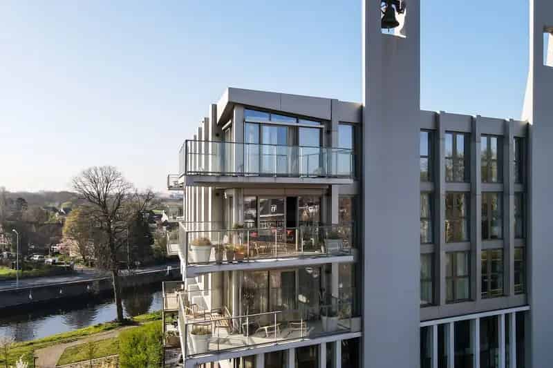 Luxe Appartement Fonteinkerk Voorburg 105m2 Terras Parkeerplaats