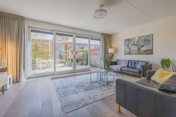 Moderne woning Villapark Eindhoven 4 slaapkamers dakterras
