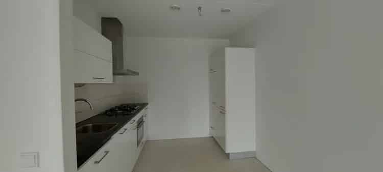 3 Kamer Appartement Breda Ruime Woonkamer Balkon