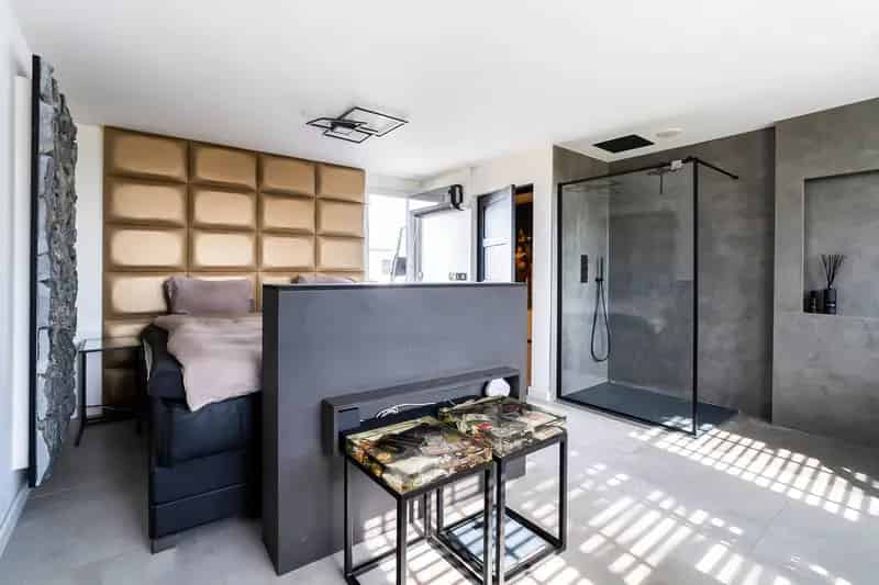 5-Kamer Hoekwoning Delft Ruime Woonkamer Luxe Keuken Moderne Badkamer