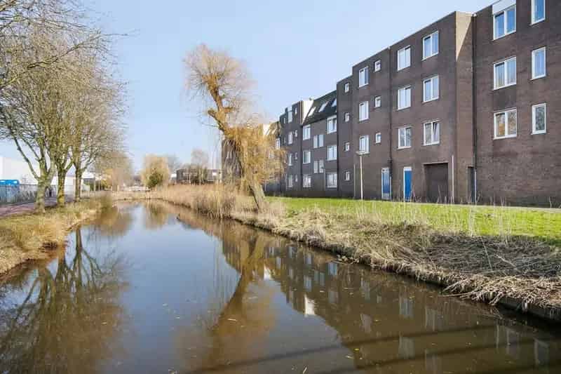 Luxe 3 kamer appartement Schollevaar balkon zuiden