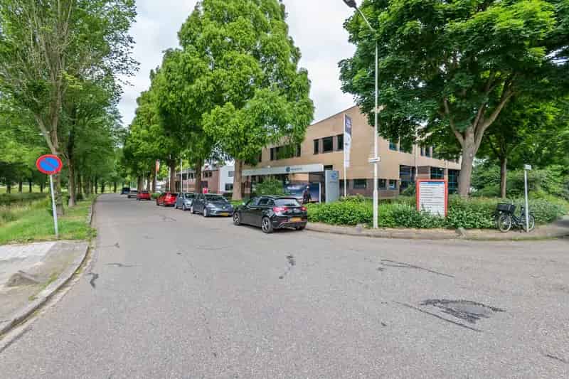 Kantoorruimte te huur Gorinchem 440m² Edisonweg