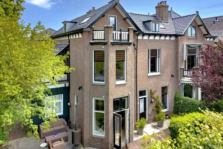 Huis te koop Voorburg Laan van Oostenburg 282m2 5 slaapkamers