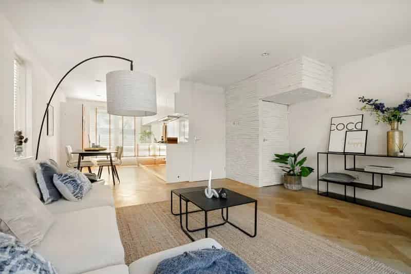 Huis te koop Aalsmeer: Ruime Hoekwoning 3 slaapkamers 2 badkamers