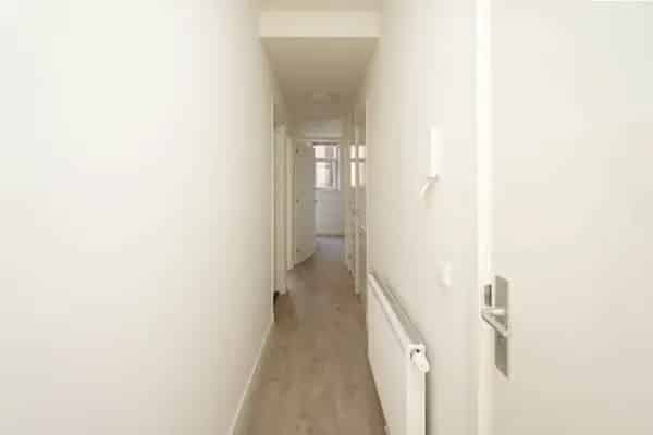 Appartement Rotterdam Zuid Bloemhof: Ruim 4-kamer appartement