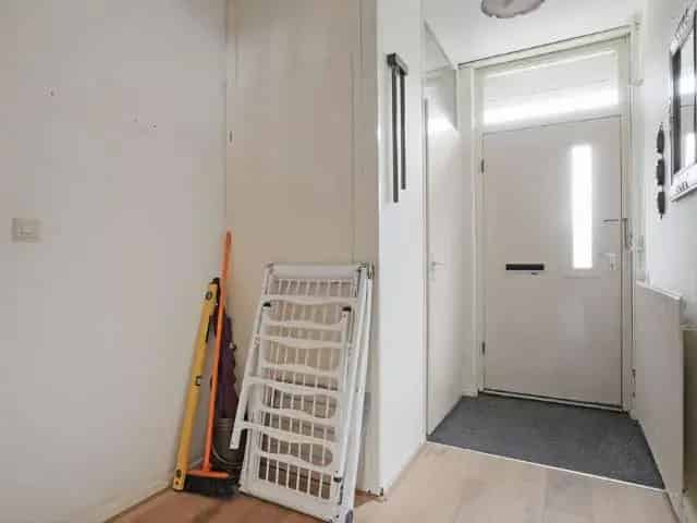 Te Huur: Ruime 3 Slaapkamers Tussenwoning Vlissingen