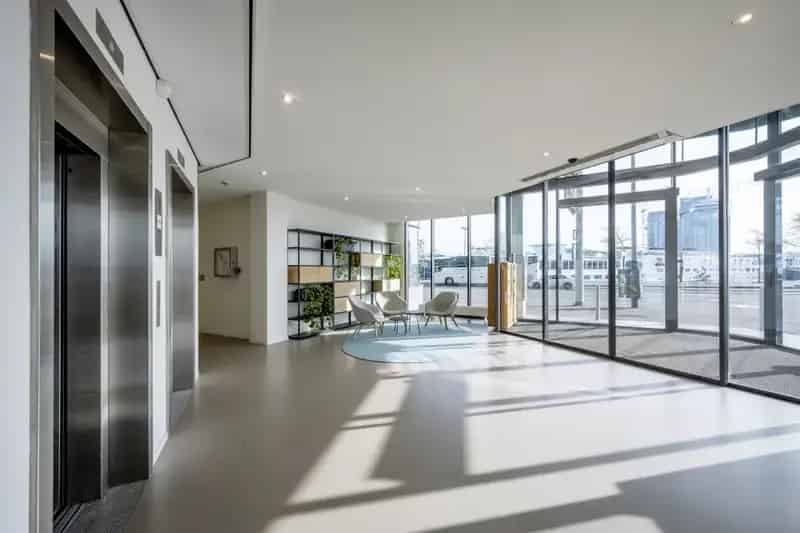 Kantoorruimte Amsterdam Centraal Station 1252m²