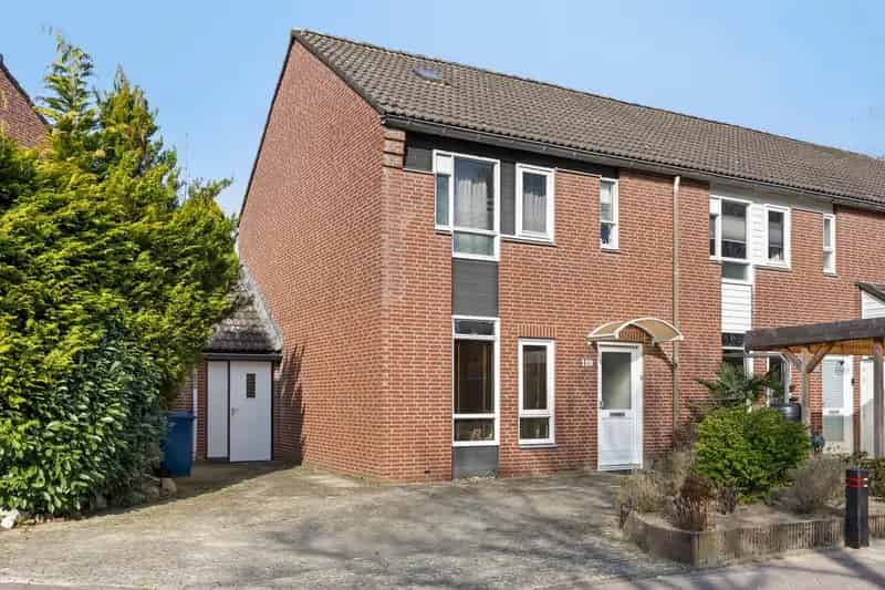Eengezinswoning Apeldoorn 4 slaapkamers tuin berging