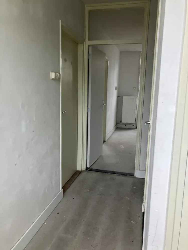 Huis Te Huur , 42, Pastoor van den Boogaardstraat, Moergestel, Noord-Brabant