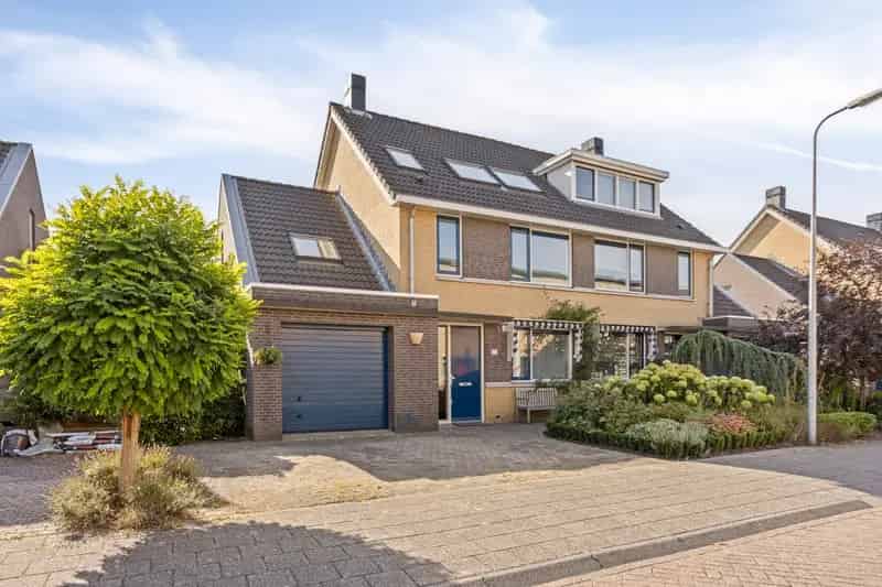 Huis te koop: Paganinistraat 28 2901 KG Capelle aan den IJssel | Funda