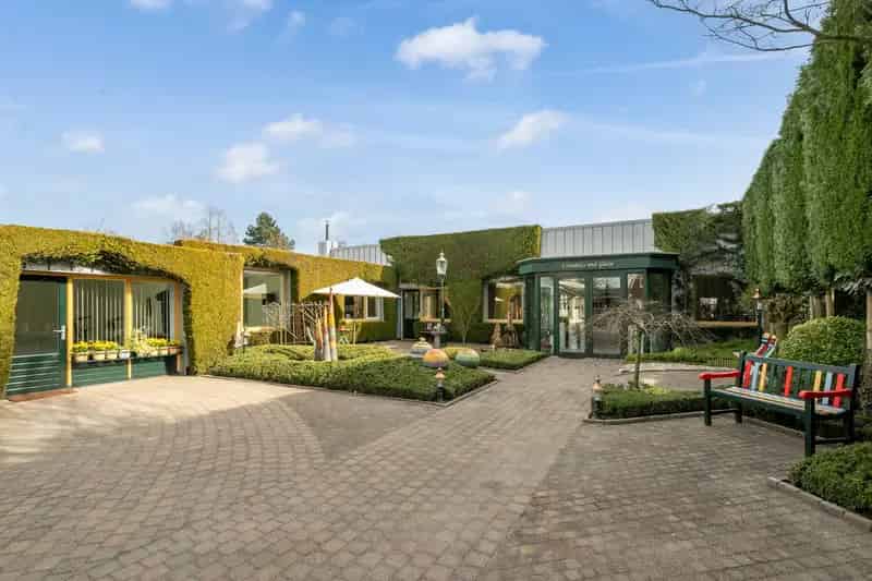 Vrijstaande Bedrijfswoning Hoeven Wonen Ondernemen