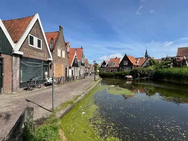 Bouwgrond Volendam Horeca met Bovenwoning 118m2