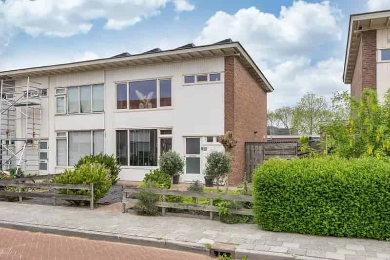 Huis Te Koop , 25, Samuel van Haringhouckstraat, Bolsward, Fryslân