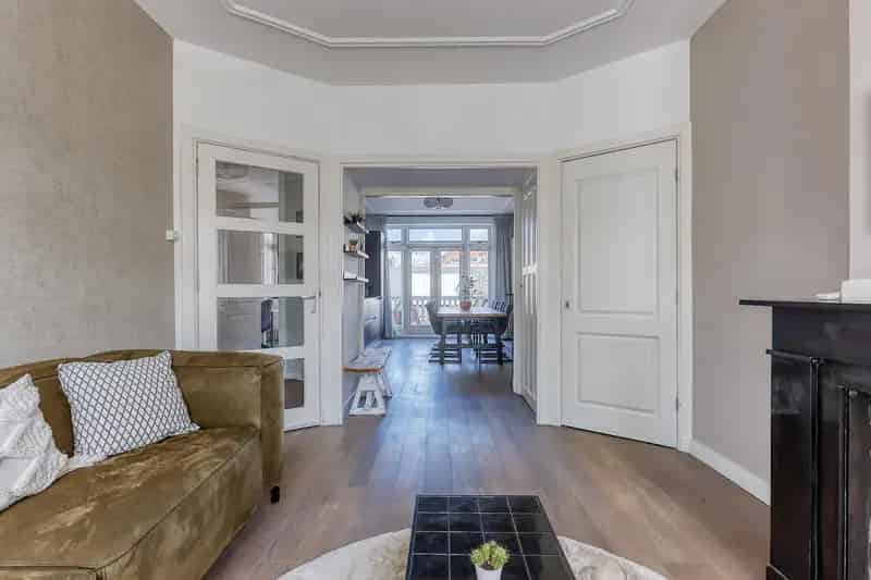Jaren 30 Appartement Voorburg 3 slaapkamers Gemeubileerd
