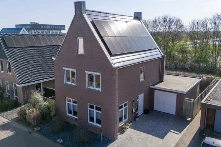 Vrijstaande woning Zevenaar 5 slaapkamers  tuin garage