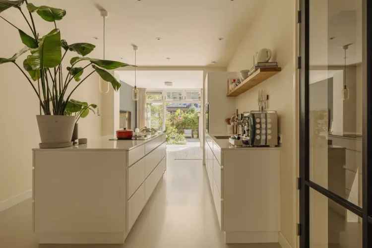Appartement te koop Amsterdam Westerpark 3 slaapkamers tuin dakterras
