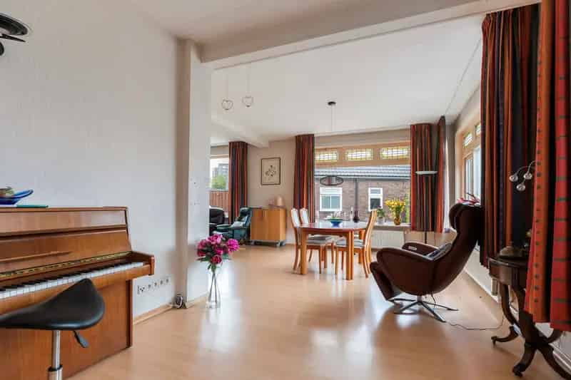 Multifunctioneel woon werk object Apeldoorn 5 slaapkamers 2 garages