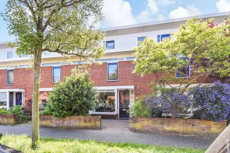 Huis te koop Den Haag Singels: Modern 5-kamer gezinshuis