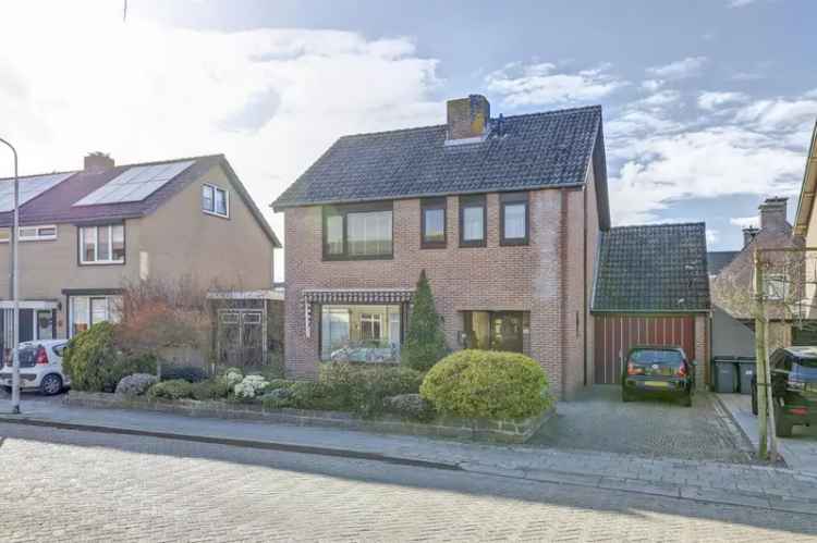 Ruime Vrijstaande Woning Krabbendijke 4 slaapkamers Tuin Garage