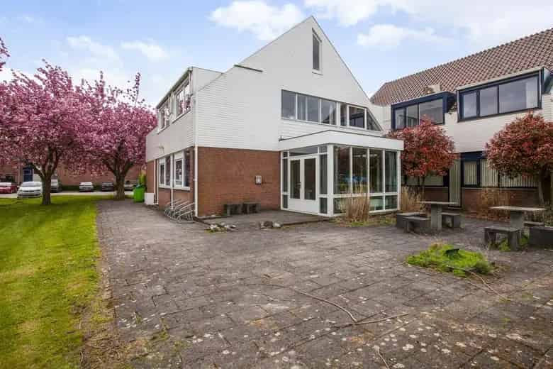 276m2 Kantoorvilla te Koop Alphen aan den Rijn
