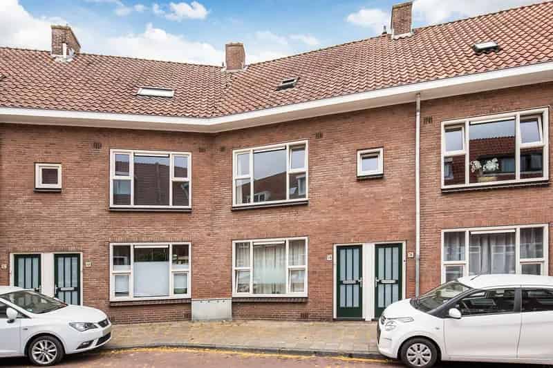 Ruime Bovenwoning 4 Slaapkamers Haarlem Renovatieproject