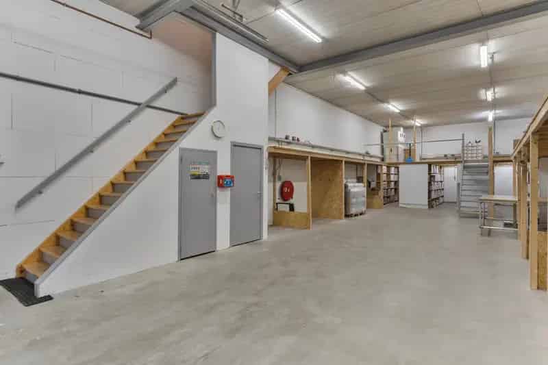 Bedrijfshal Ravenstein | Zoek bedrijfshallen te koop: De Heinen 31 5371 MJ Ravenstein 