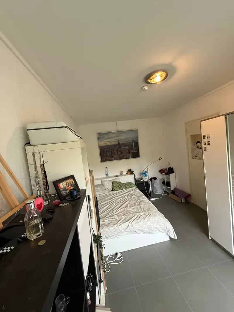 Studentenkamer Maastricht 15m2 Gemeubileerd Nabij Brusselsepoort