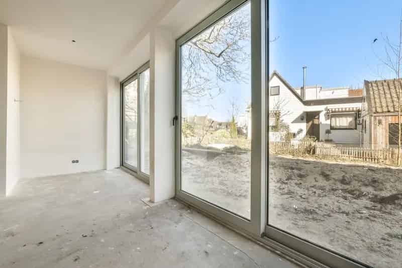Luxe Souterrain Appartement Amsterdam Noord 96m2 Terras 2 slaapkamers