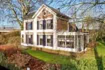 Monumentaal Landhuis met Kantoorruimte te Koop Maartensdijk