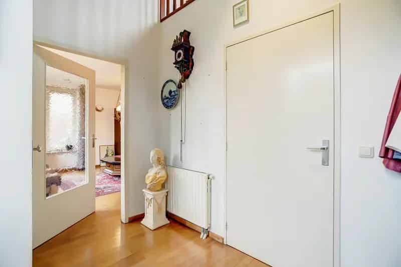 Semi-bungalow Hapert 126m² 3 slaapkamers tuin carport