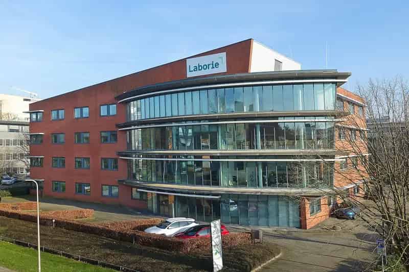 Kantoorruimte Enschede Kennispark te huur 2457m2