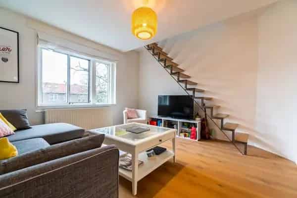 Ruim 2-kamer appartement West Amsterdam nabij parken