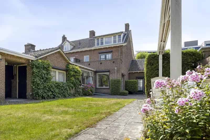 Huis Te Koop , 71, Wilhelminastraat, Waalwijk, Noord-Brabant
