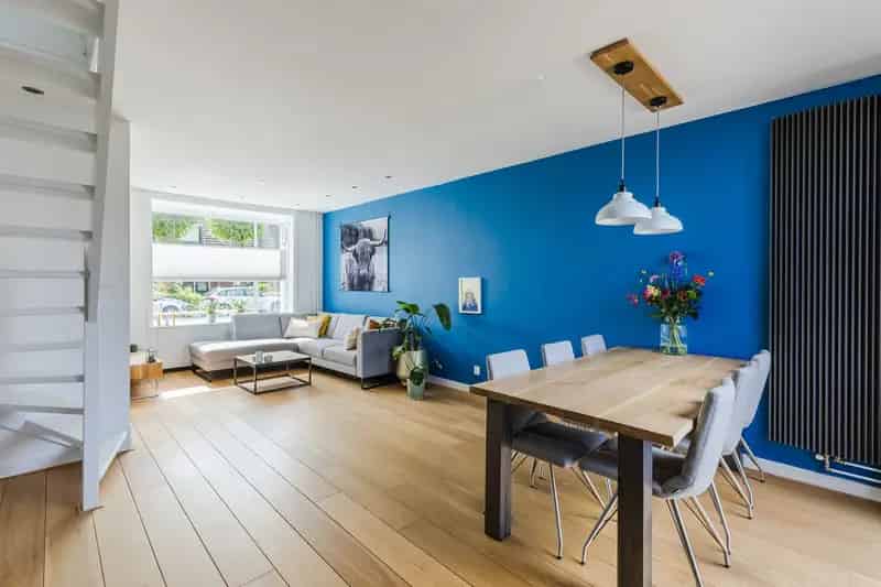 Jaren 30 woning Assendelft Aan Het Water Diepe Tuin