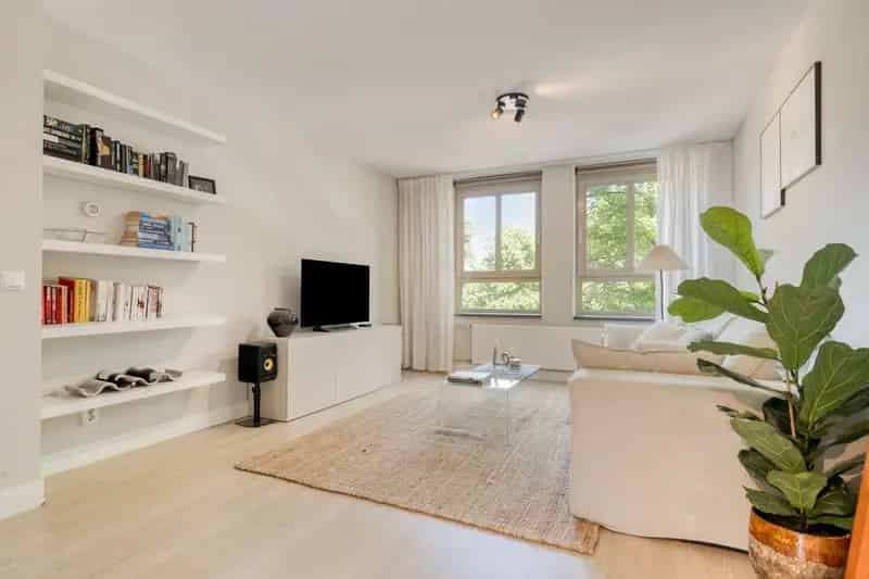 Amsterdam Appartement te Koop Willem de Zwijgerlaan 2 kamer 55m2 gerenoveerd