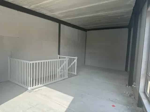 Bedrijfshal Almere te koop: 94m² hoekunit A6