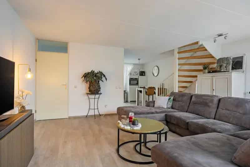 Huis te koop Filmwijk 3 slaapkamers moderne keuken badkamer