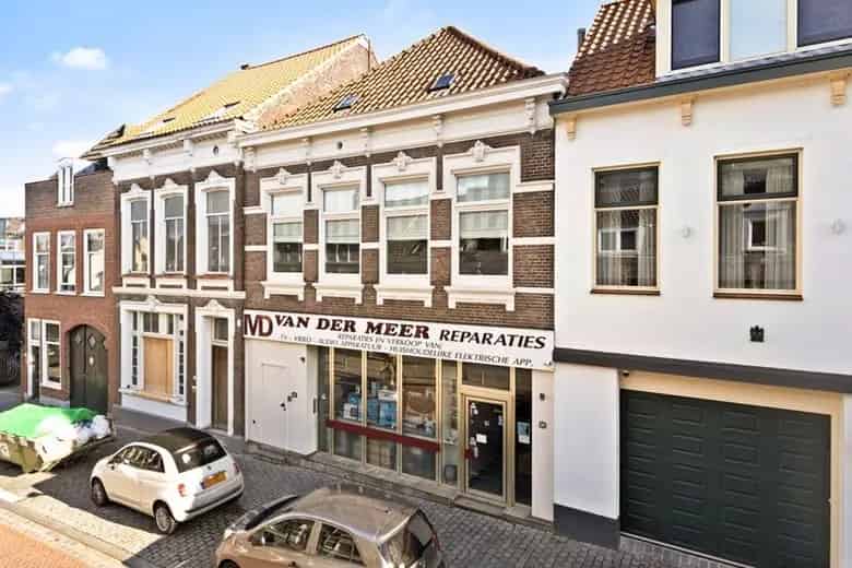 123 M2 Winkelruimte Te Koop In Bergen