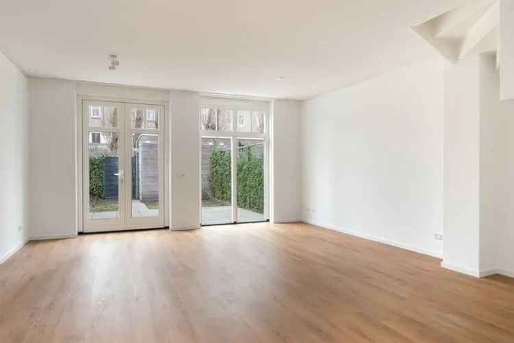 Modern Gezinshuis Voorburg 5 Slaapkamers 2 Badkamers A++
