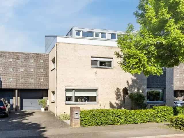 Twee Onder Een Kapwoning Maastricht 4 slaapkamers 160m2